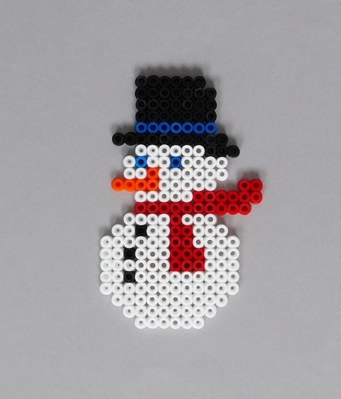 Perle a repasser bonhomme de neige