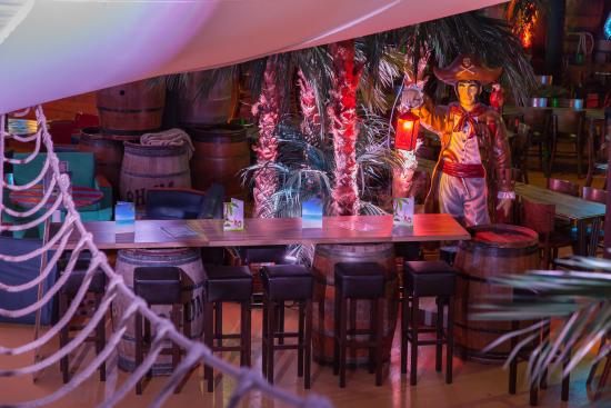 Hotel pirates poitiers