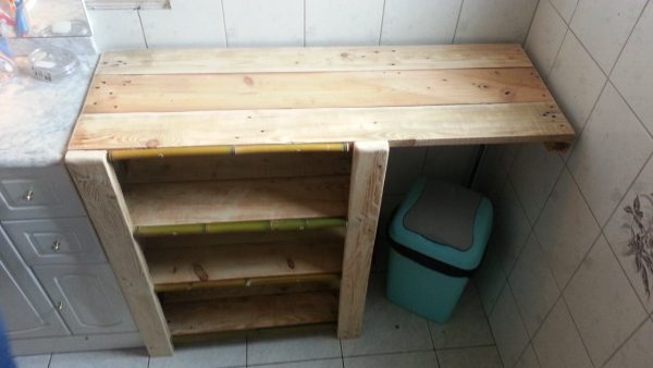 Meuble de salle de bain en palette
